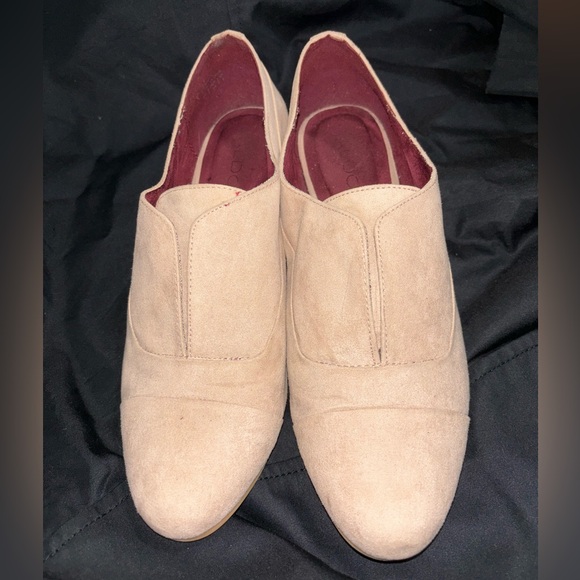 Suede Aldo Shoes - Picture 4 of 4